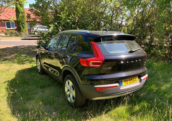 Volvo XC 40 cena 69000 przebieg: 198000, rok produkcji 2020 z Dukla małe 154